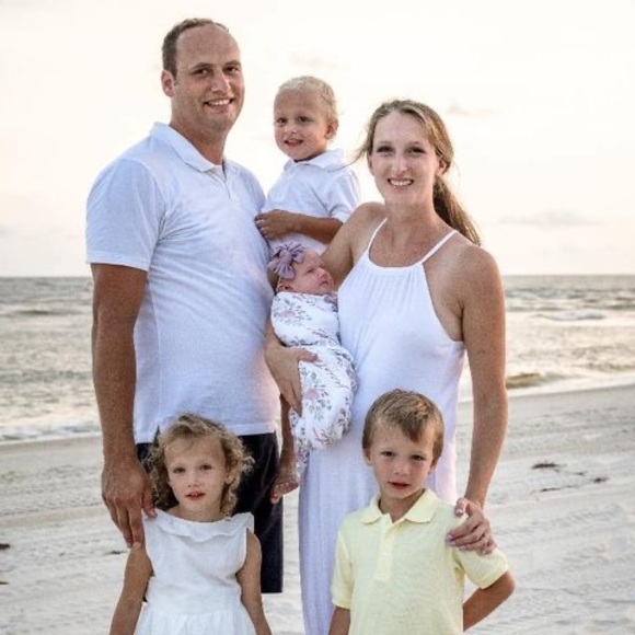 Meet your Posher, Catherine - Picture 1 of 1